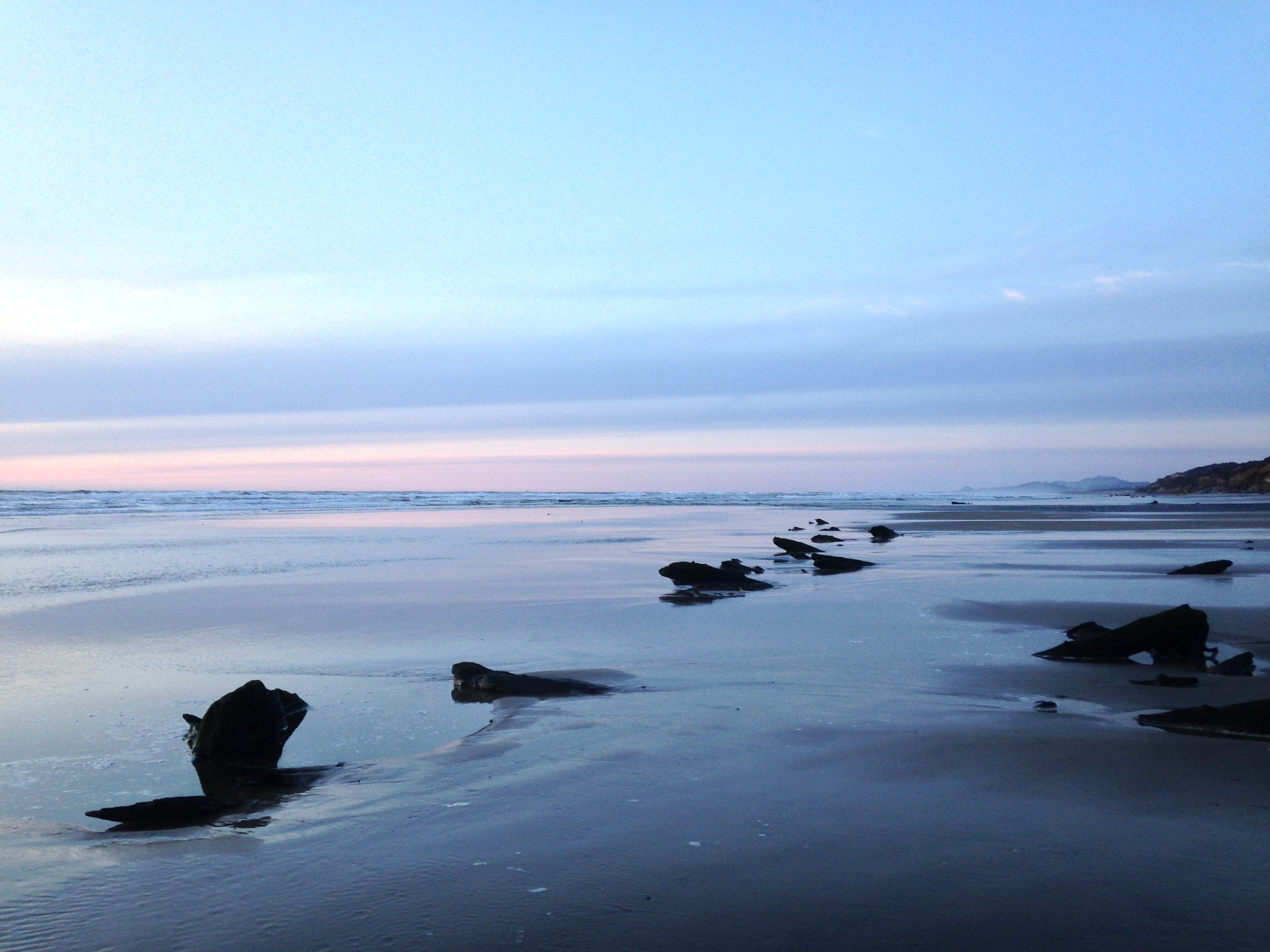 Beautiful skyline beach view